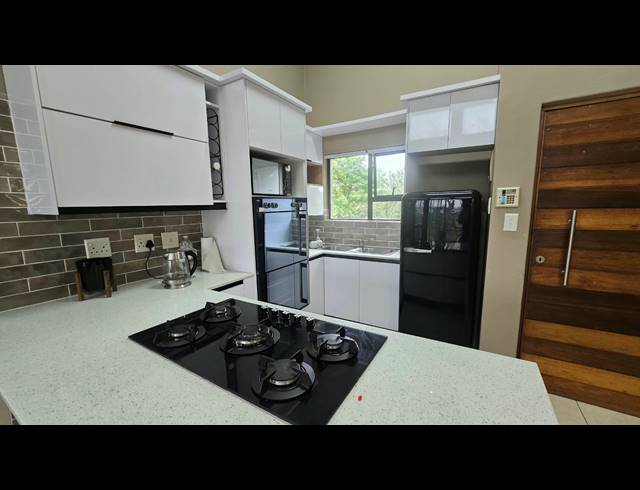 2 BEDROOM APARTMENT TO LET IN PALM LAKES ESTATE